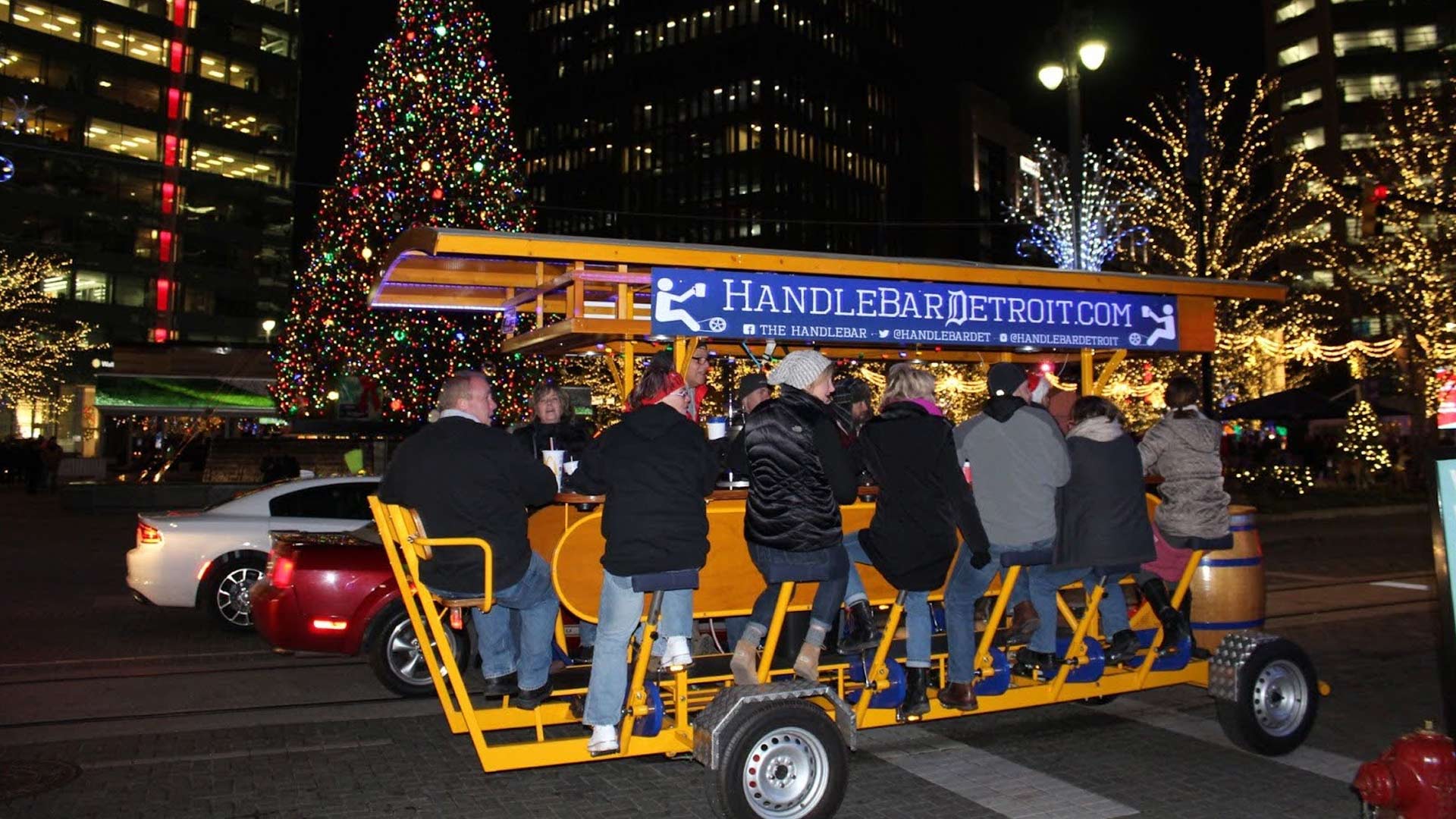handlebar-detroit-detroit-holiday-lights-tours-img1